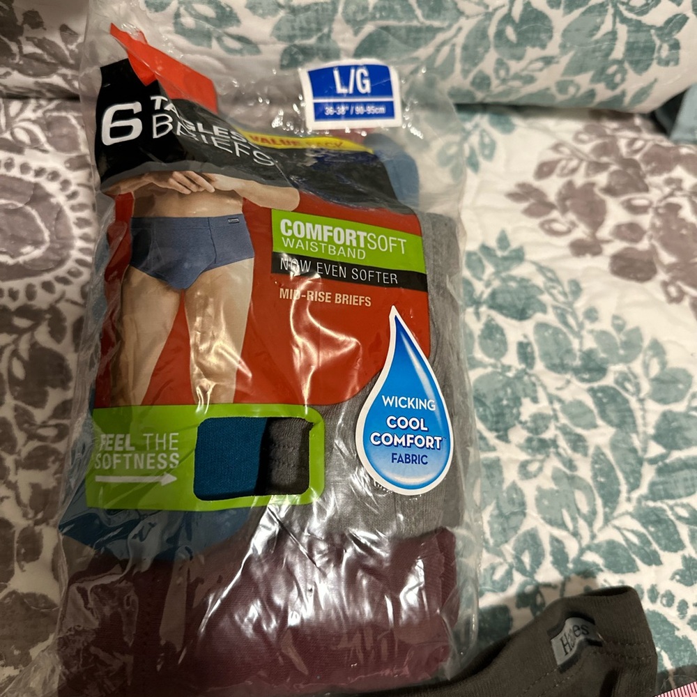 Brane new hanes tagless mens briefs